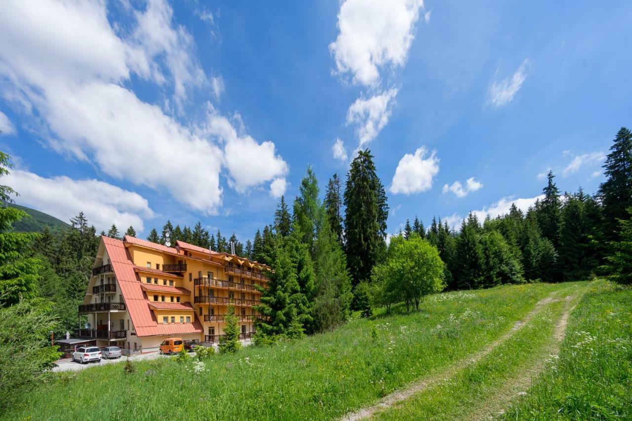 Studio Erika- Spiezovec Donovaly Luaran gambar